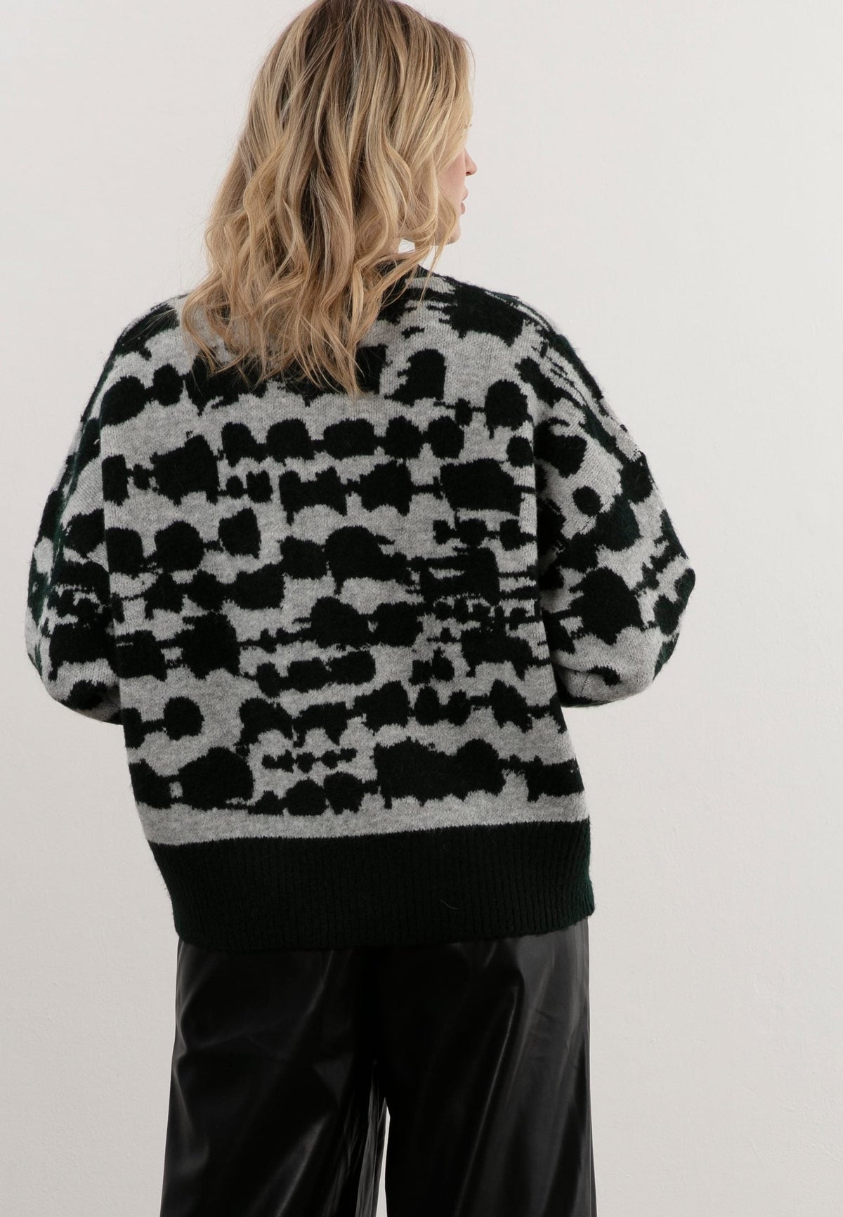 CREST CARDIGAN FOREST GREEN