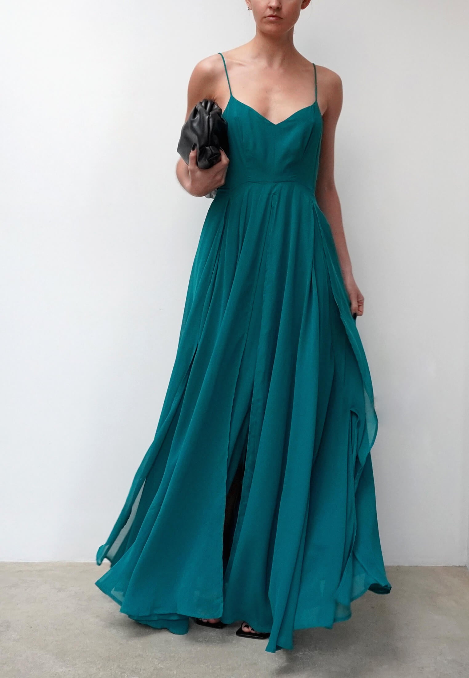 OLSEN MAXI DRESS EMERALD GREEN